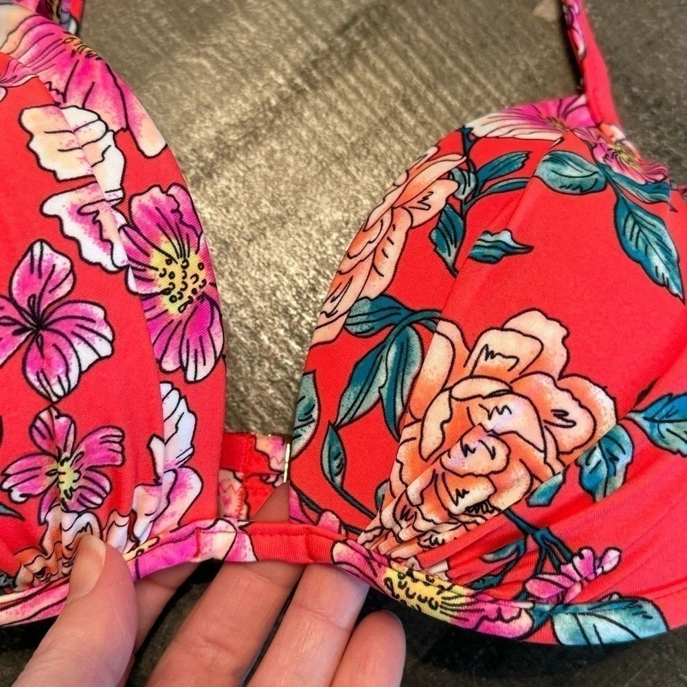 NWOT Shade & Shore Floral Push Up Bikini Top 34B